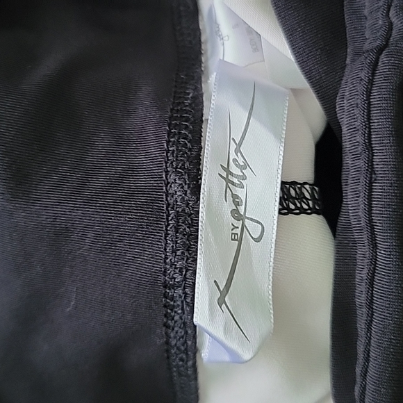 X by Gottex Black & Gold Contrast Leggings Women's Small - Picture 5 of 9